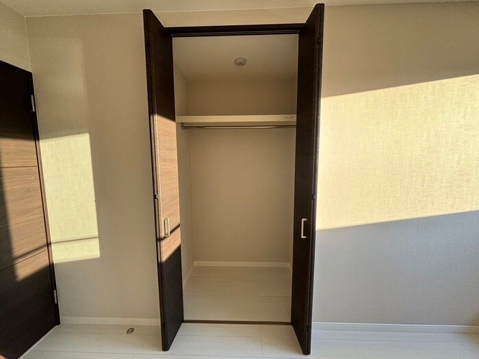 物件内観写真16　(収納)