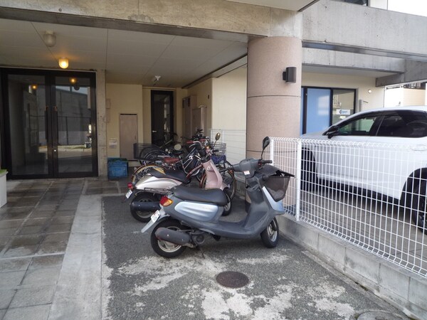 駐輪場