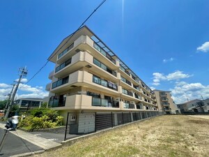 ア－チスト島田外観写真
