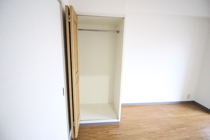 物件内観写真21　(収納)