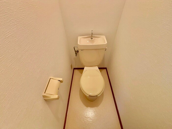 物件内観写真12　(トイレ)