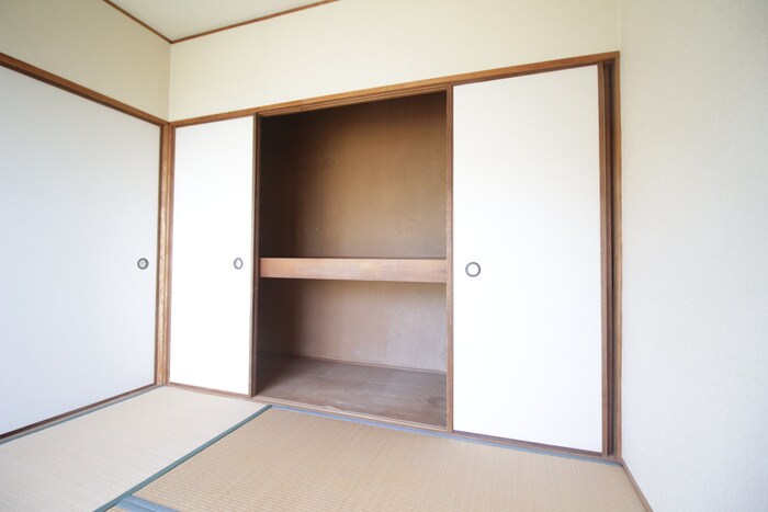 物件内観写真13　(収納)