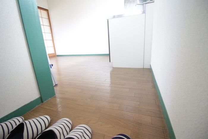 物件内観写真21　(廊下)