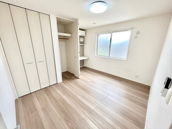 物件内観写真10　(居室)