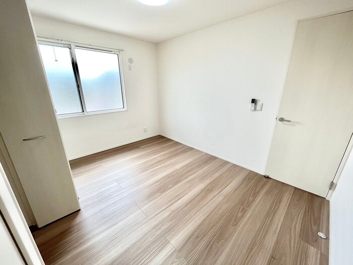 物件内観写真13　(居室)