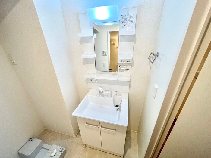 物件内観写真15　(洗面)