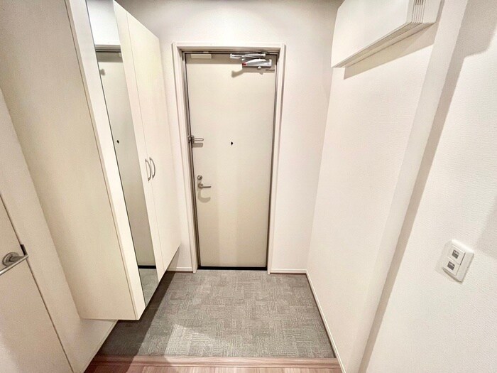 物件内観写真19　(玄関)