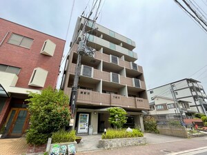 ランブラス御所西外観写真