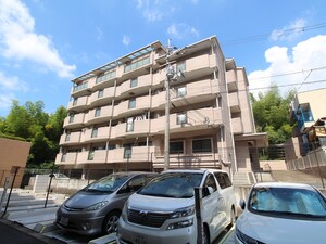 アヴィタション東豊中外観写真