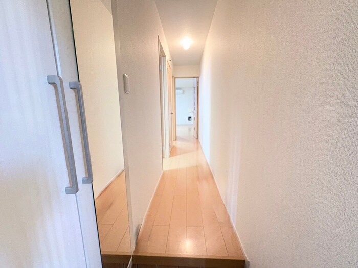 物件内観写真15　(廊下)