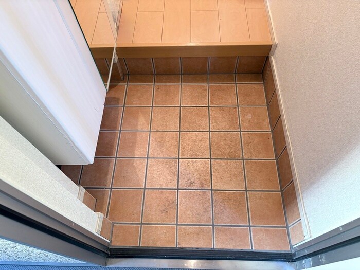 物件内観写真17　(玄関)