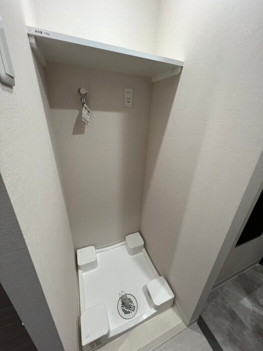 物件内観写真11　(洗濯機置場)