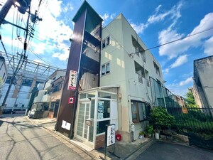 メゾン山城外観写真