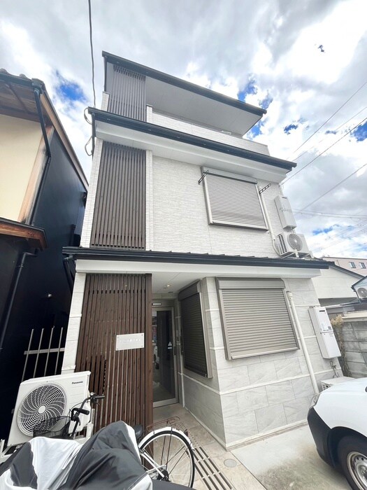 物件外観写真2　(外観写真)