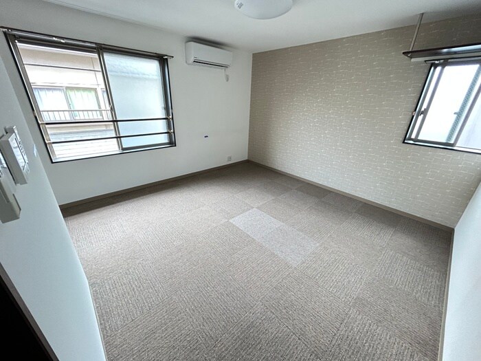 物件内観写真5　(居室)