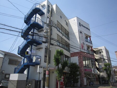 チャ－ミングビル外観写真