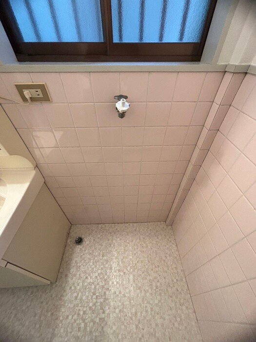 物件内観写真9　(洗濯機置場)