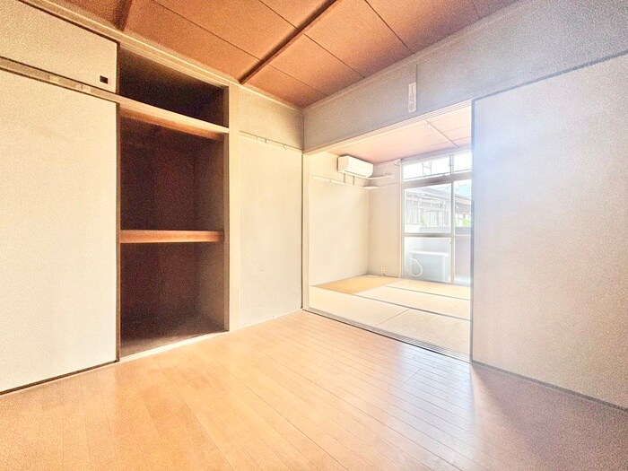 科塚マンションの居室