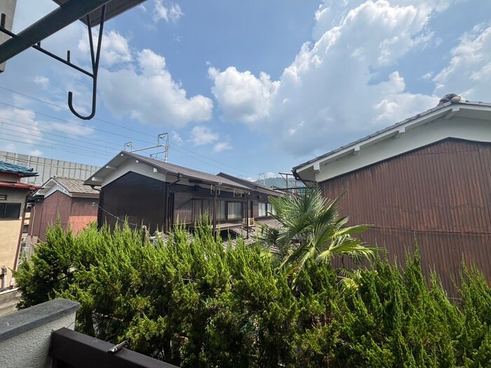 物件内観写真20　(室内からの展望)