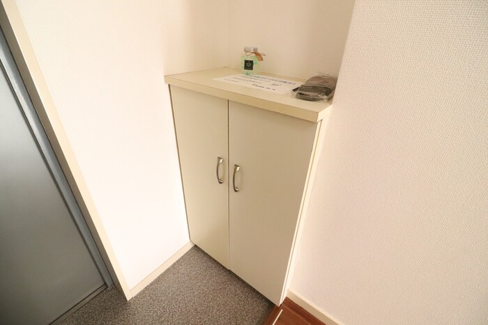 物件内観写真17　(靴箱)
