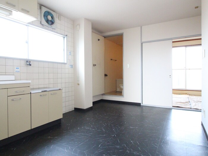 物件内観写真7　(居室)