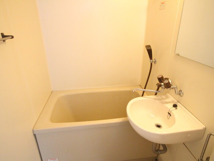 物件内観写真12　(バス／シャワールーム等)