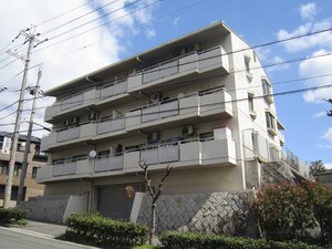 緑丘マンション外観写真