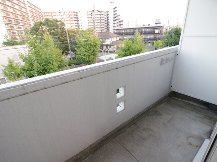 物件内観写真16　(ベランダ・バルコニー)