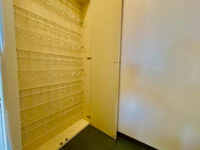 物件内観写真20　(靴箱)