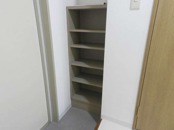 物件内観写真14　(靴箱)