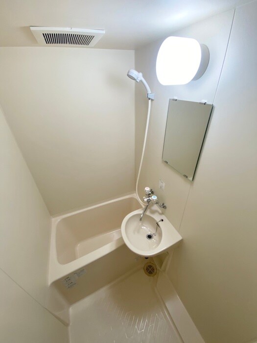 物件内観写真12　(バス／シャワールーム等)