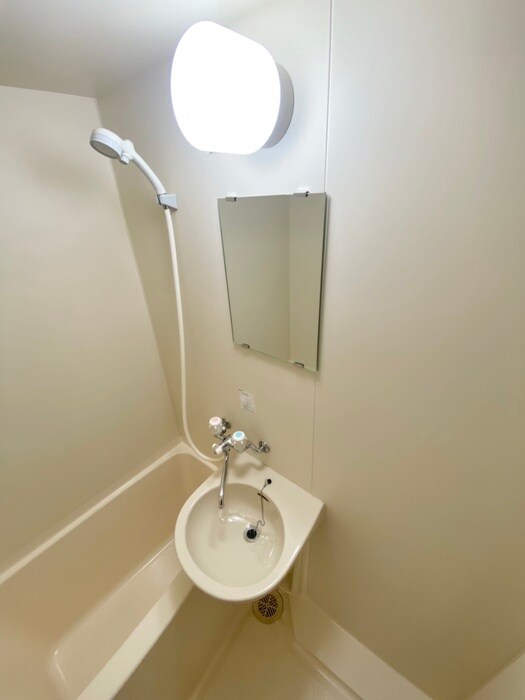 物件内観写真13　(洗面)