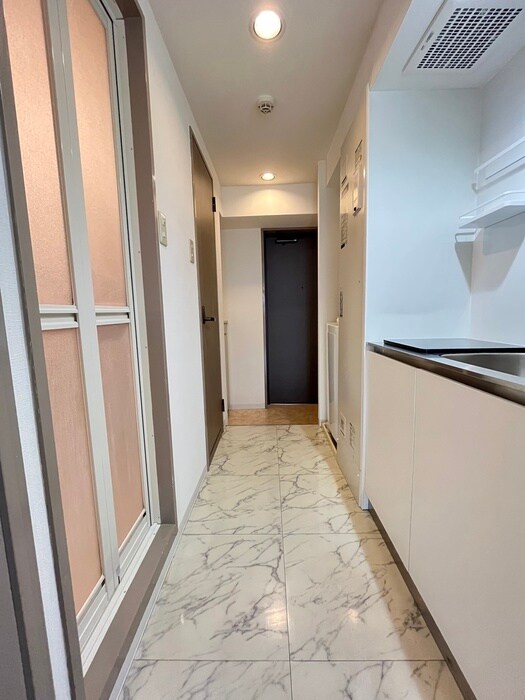 物件内観写真17　(廊下)