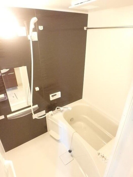 物件内観写真9　(バス／シャワールーム等)