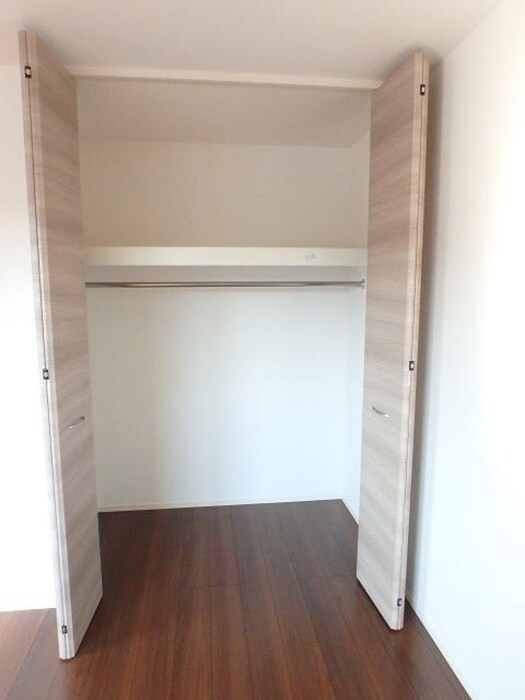 物件内観写真14　(収納)