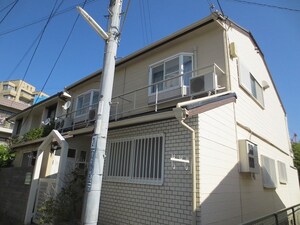 カ－サ会下山外観写真