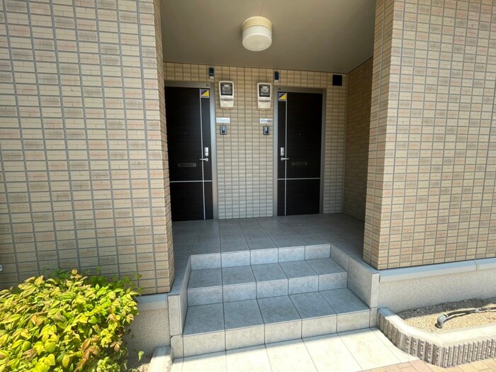 メゾン・ＷＡＴＡＲＩ　Ｂ棟の物件外観写真