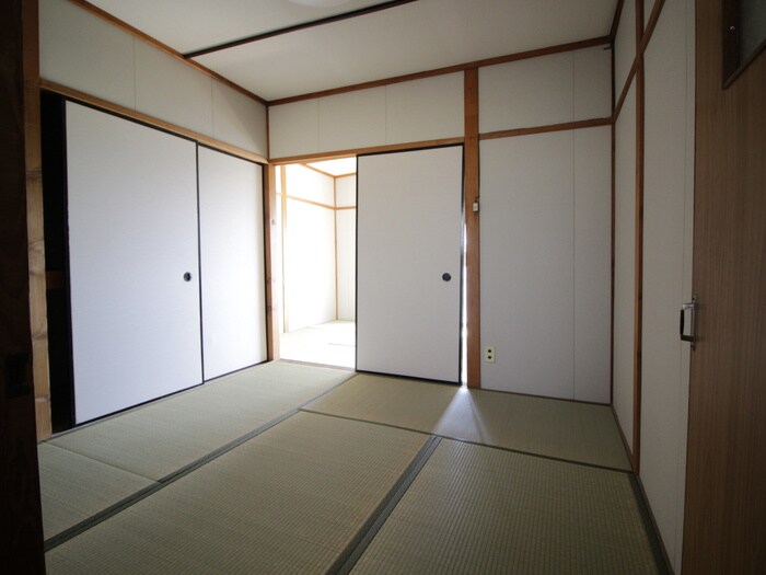 物件内観写真7　(居室)