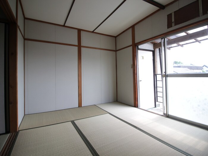 物件内観写真10　(居室)