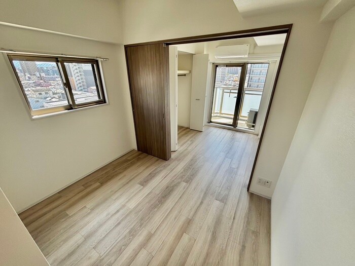 物件内観写真8　(居室)