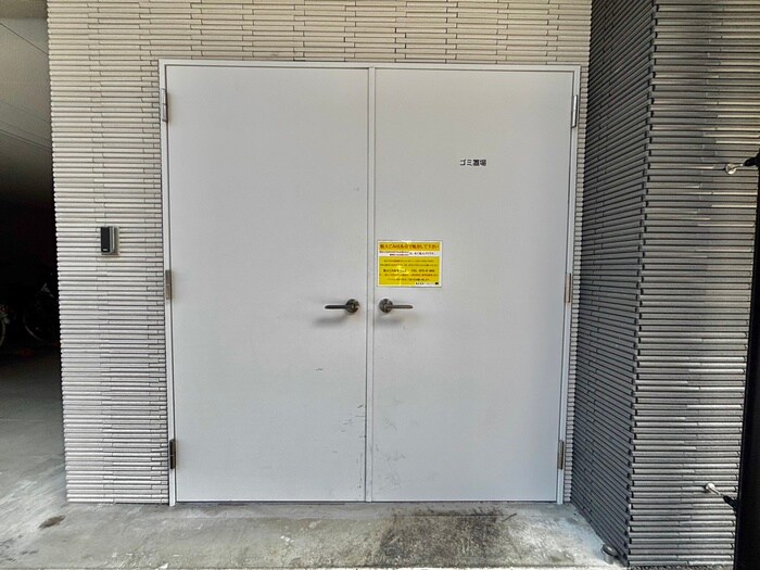 物件外観写真6　(建物設備)