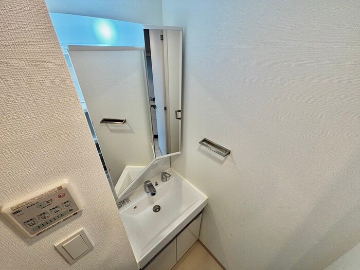 物件内観写真18　(洗面)