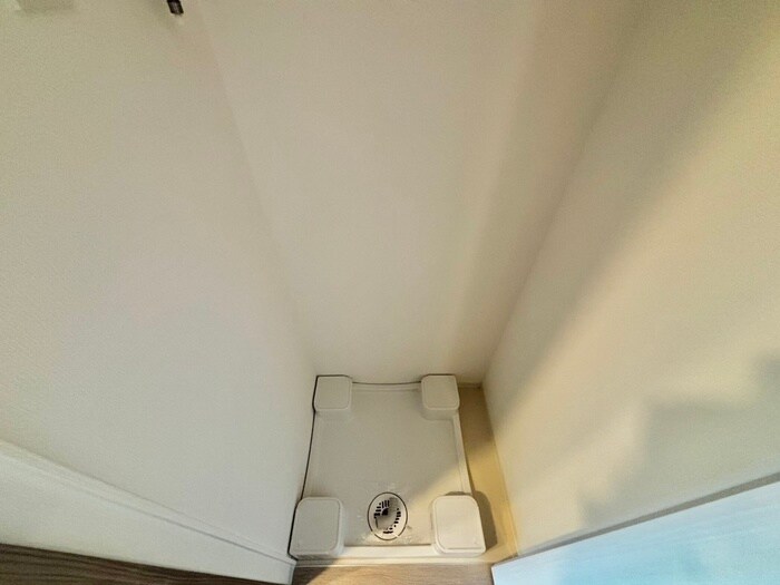 物件内観写真18　(洗濯機置場)