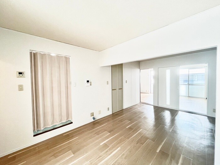 物件内観写真11　(居室)