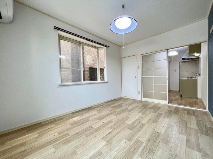 物件内観写真10　(居室)