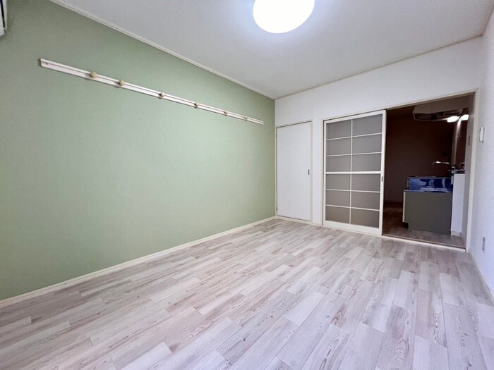 物件内観写真10　(居室)