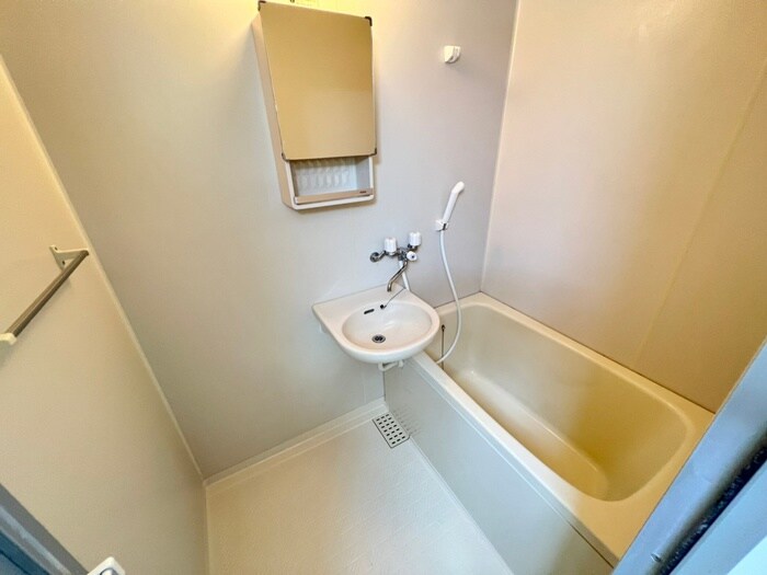 物件内観写真13　(バス／シャワールーム等)