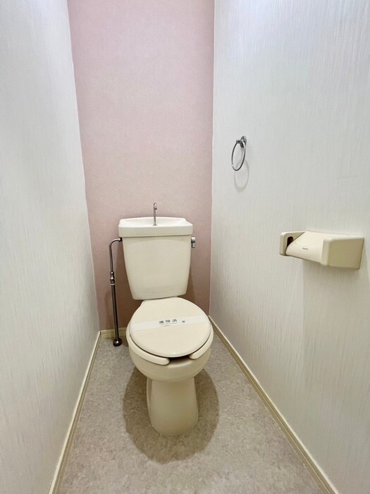 物件内観写真14　(トイレ)