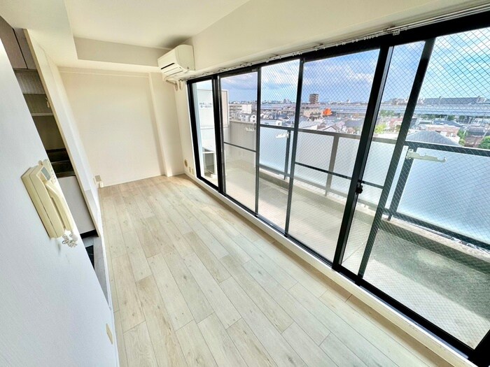 物件内観写真8　(居室)