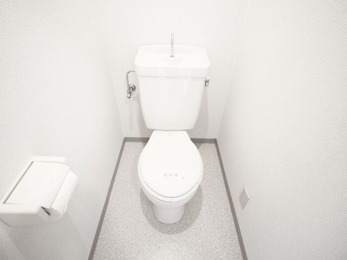 物件内観写真12　(トイレ)